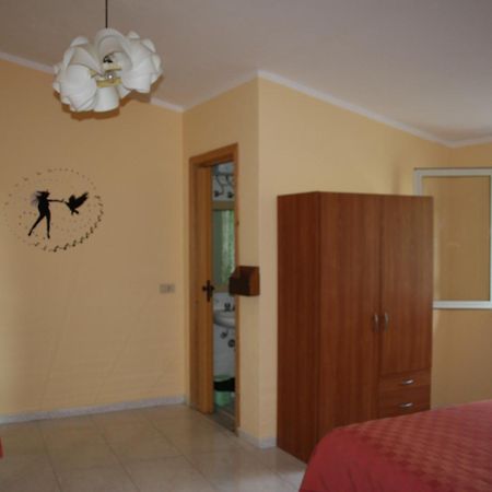 Camere & Case Vacanze Lo Scoglio Castel di Tusa Kültér fotó
