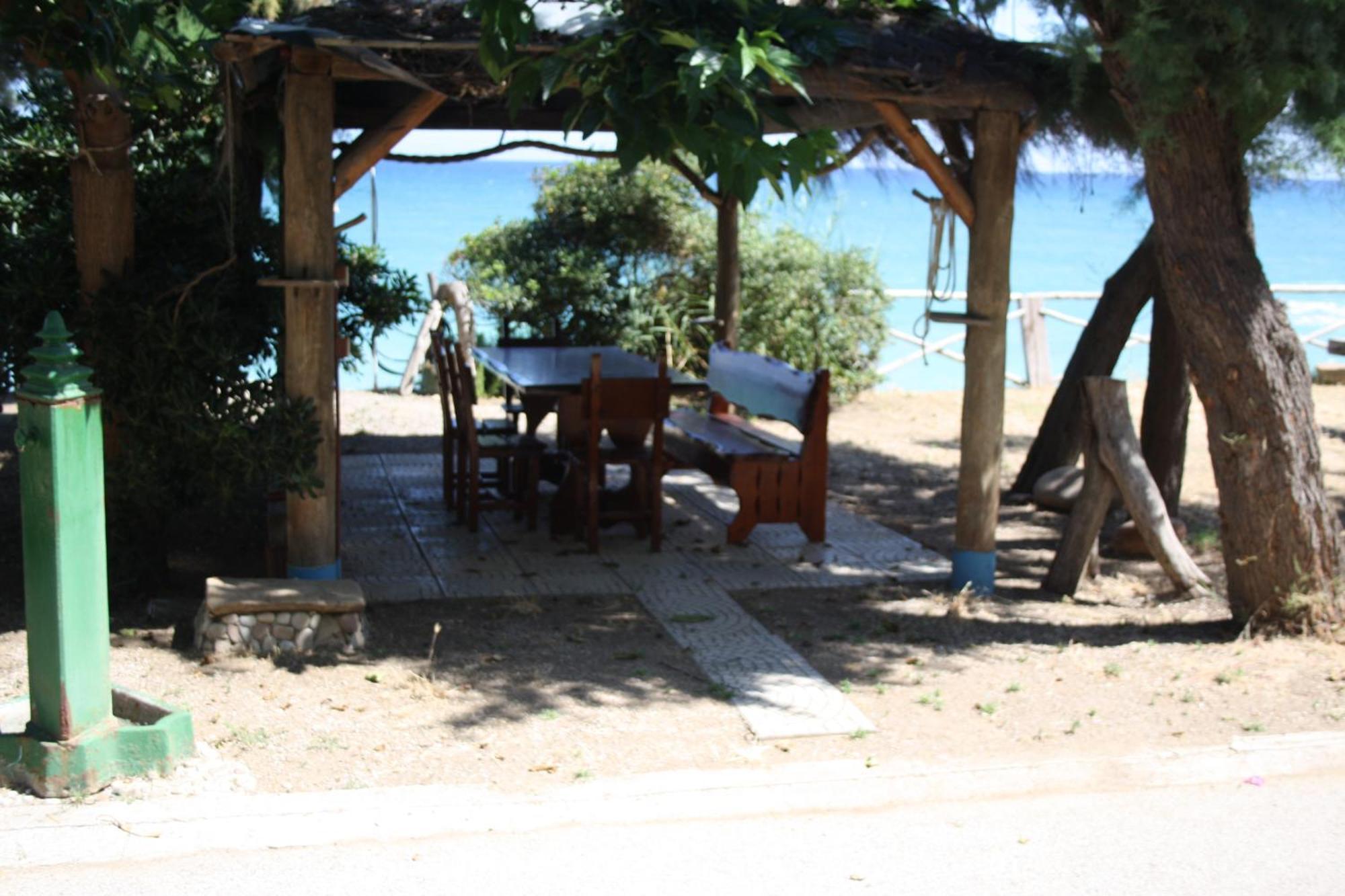 Camere & Case Vacanze Lo Scoglio Castel di Tusa Kültér fotó